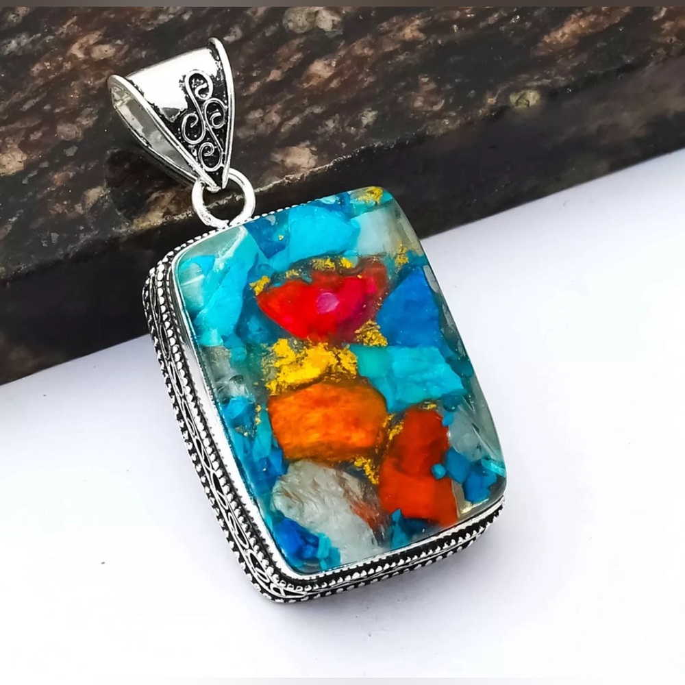 OYSTER TURQUOISE PENDANT